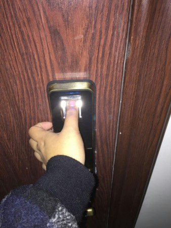 紋認証入退室管理